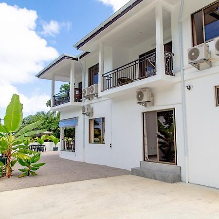 Riverside Mount Simpson Upper Beau Vallon  Exterior photo